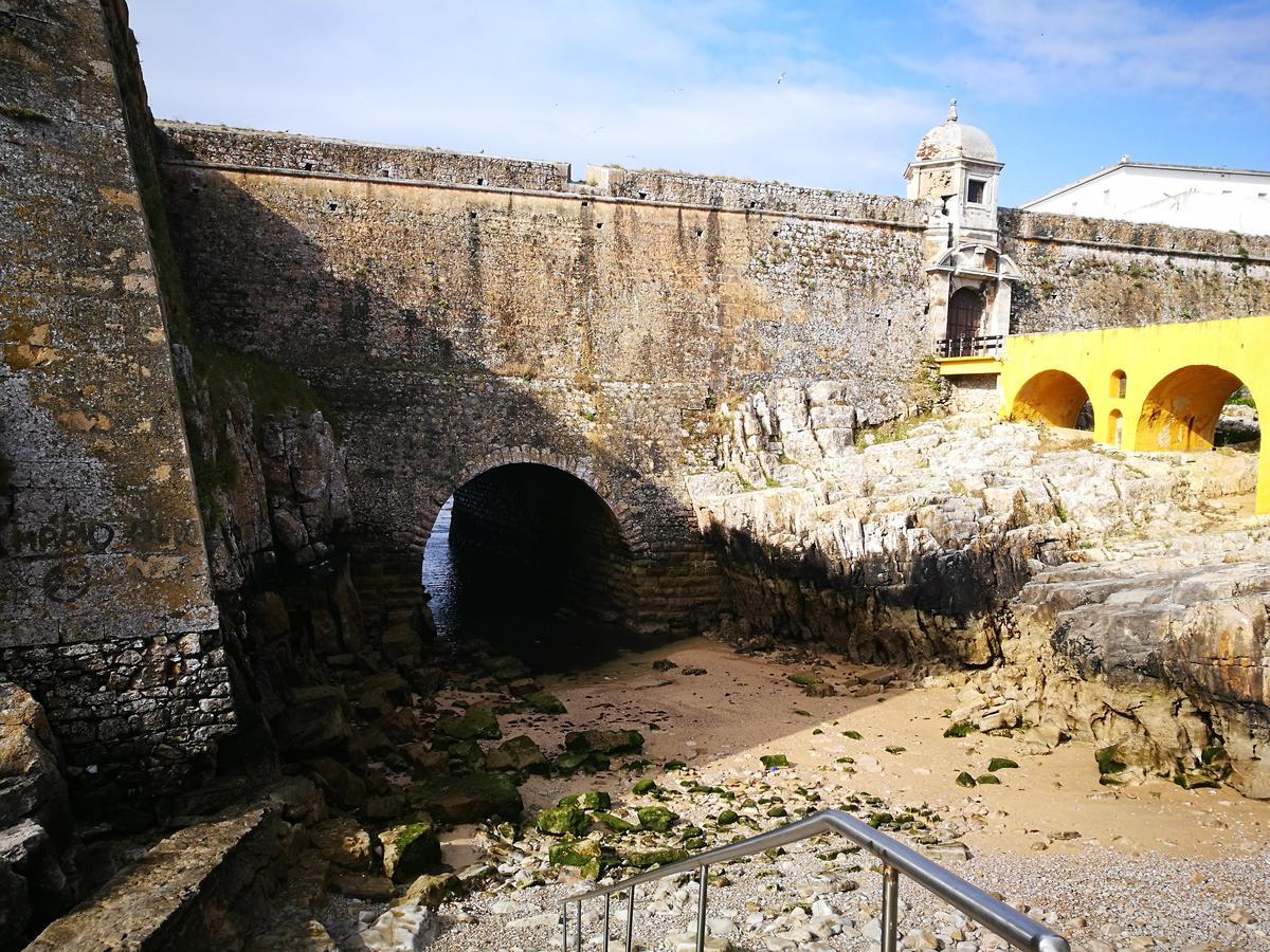 Peniche'S Blue & Yellow ภายนอก รูปภาพ